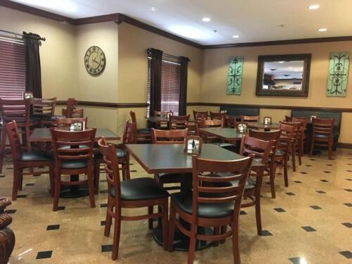 Mountain Inn & Suites 弗拉特罗克 外观 照片