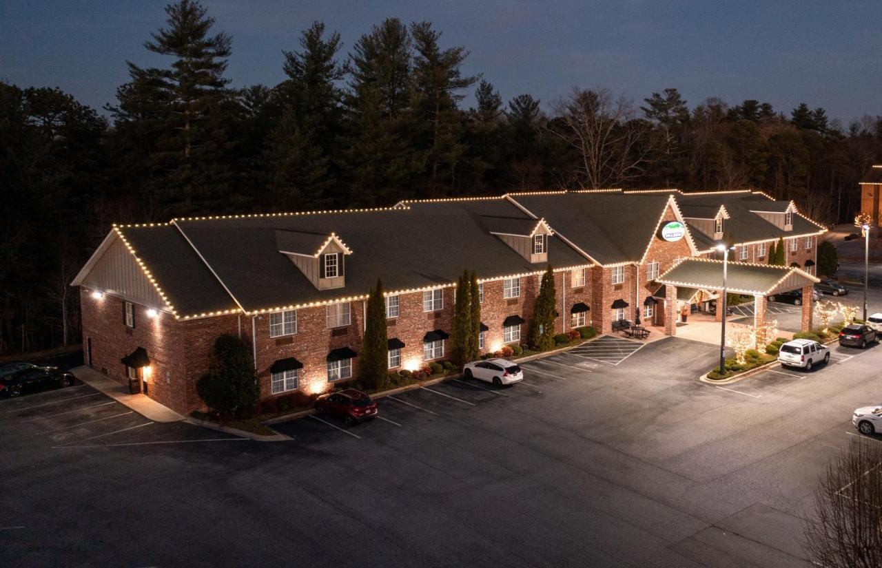 Mountain Inn & Suites 弗拉特罗克 外观 照片