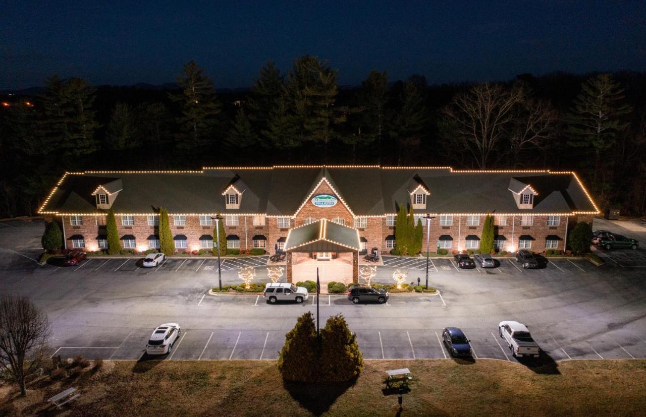 Mountain Inn & Suites 弗拉特罗克 外观 照片