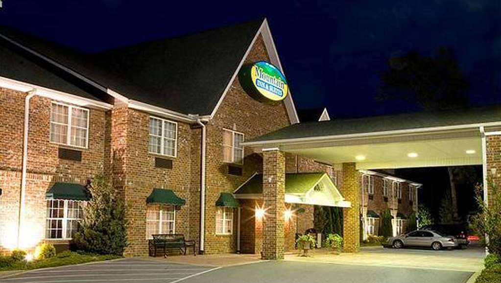 Mountain Inn & Suites 弗拉特罗克 外观 照片